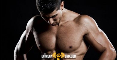 rutina de pecho en gimnasio